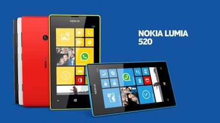 Сенсорный телефон Nokia Lumia 520