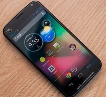 Новости apple, Motorola Moto X – будущий флагман с нефлагманскими возможностями