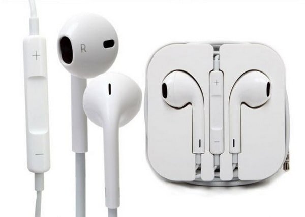   Apple EarPods (MD827)