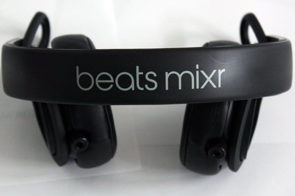 Monster beats mixr black:  
