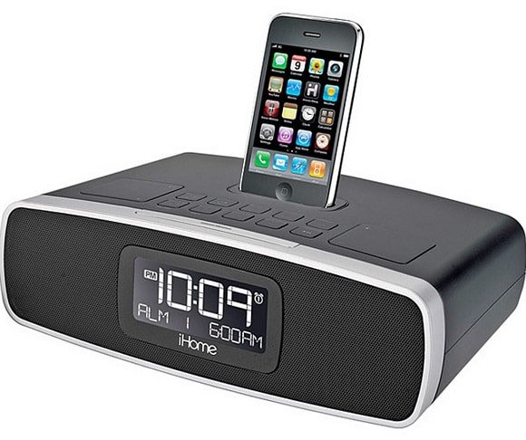   iHome: iHome iP90 Dual Alarm Clock Radio