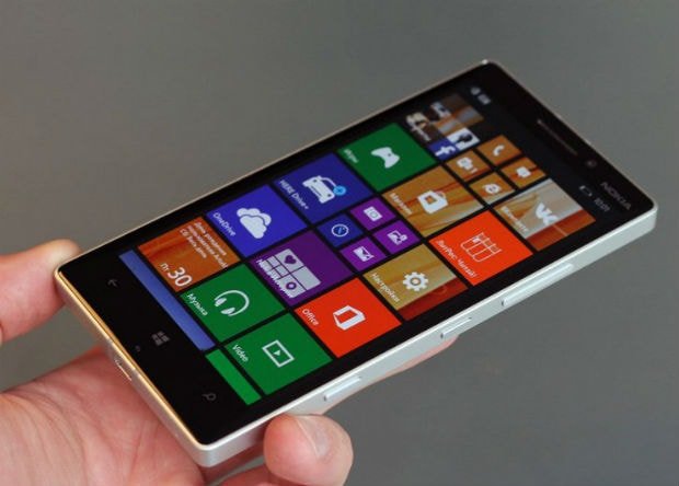  Microsoft     Lumia 830  Lumia 930