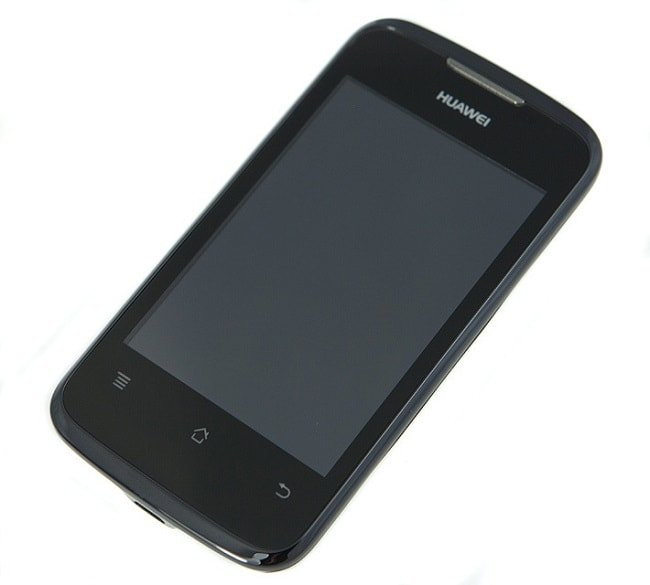 Бюджетный смартфон Huawei Ascend Y200 с IPS-экраном