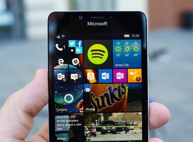Смартфон Lumia 950 - Фото, описание