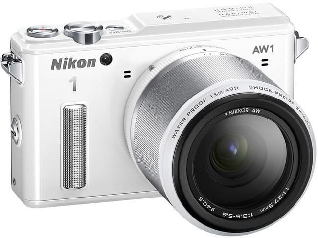 Универсальная камера Nikon 1 AW1