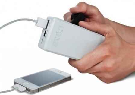 Ручной генератор для зарядки iPhone и iPad